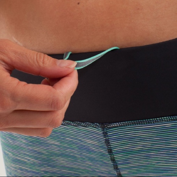 Lululemon Run: Excel Crop - Picture 3 of 15